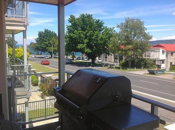 Taupo Vista - Taupo Apartment Экстерьер фото